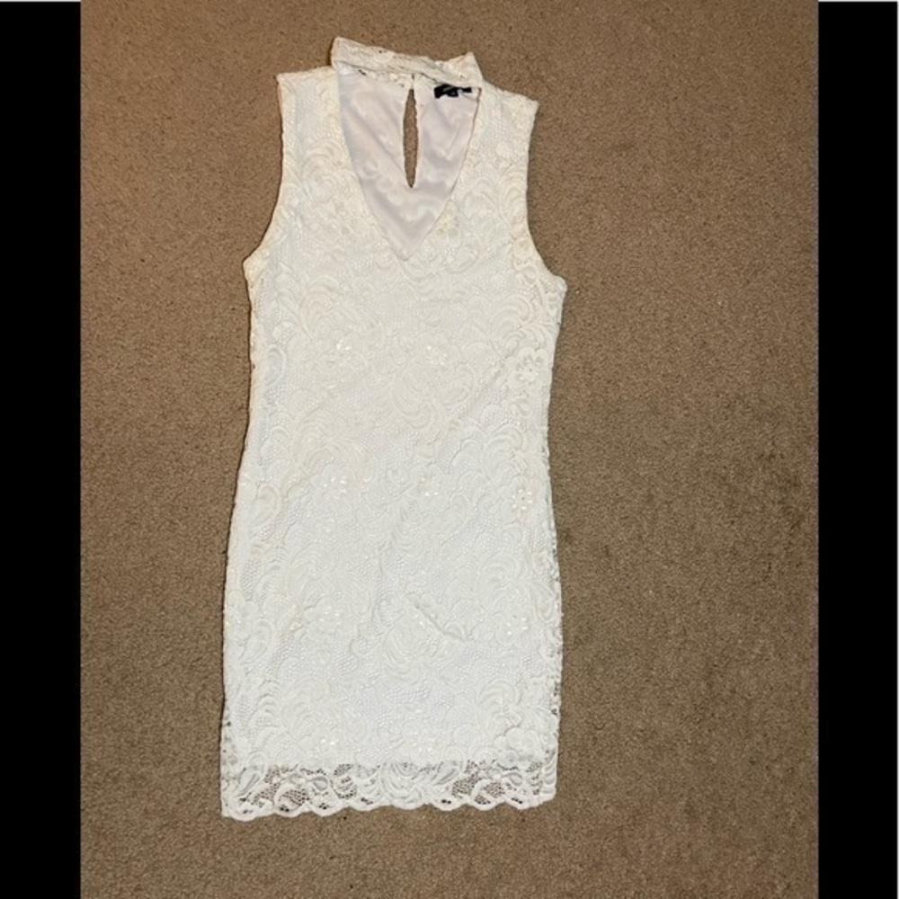 Ambiance White Lace Mini Dress Size‎ Medium